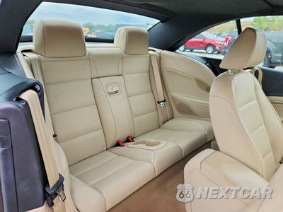 Zdjęcie 10 z 12 samochodu: 2013 VOLKSWAGEN EOS KOMFORT VIN:WVWBW8AH1DV004349 - miniatura