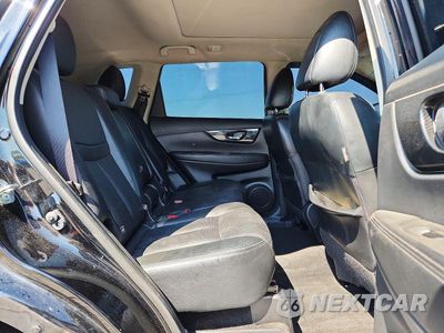 Zdjęcie 11 z 14 samochodu: 2018 NISSAN ROGUE S VIN:JN8AT2MV1JW350298 - miniatura
