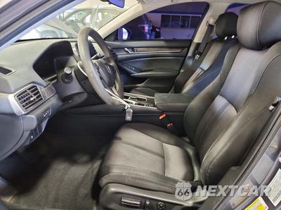 Zdjęcie 7 z 12 samochodu: 2020 HONDA ACCORD EX VIN:1HGCV1F41LA153999 - miniatura