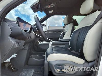 Zdjęcie 7 z 13 samochodu: 2024 KIA EV9 GT LINE VIN:KNDAEFS51R6035979 - miniatura