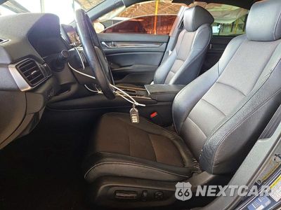 Zdjęcie 7 z 12 samochodu: 2018 HONDA ACCORD SPORT VIN:1HGCV1F34JA180070 - miniatura