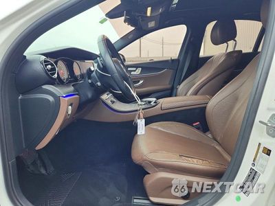 Zdjęcie 7 z 13 samochodu: 2018 MERCEDES-BENZ E 300 VIN:WDDZF4JB7JA321645 - miniatura