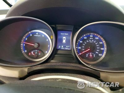 Zdjęcie 9 z 14 samochodu: 2015 HYUNDAI SANTA FE GLS VIN:KM8SMDHF3FU116478 - miniatura