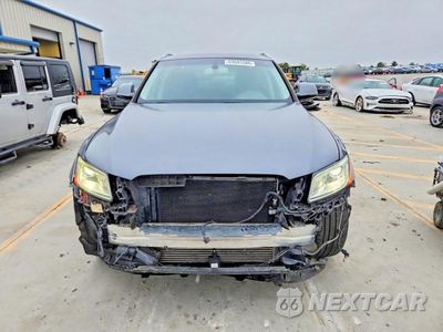 Piąte zdjęcie samochodu w środku: 2017 AUDI Q5 PREMIUM VIN:WA1C2AFP6HA086738 - miniatura