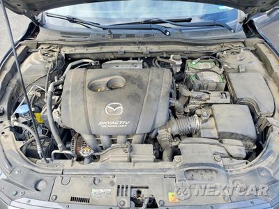 Zdjęcie 11 z 12 samochodu: 2018 MAZDA 3 SPORT VIN:3MZBN1U79JM262151 - miniatura