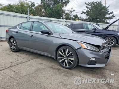 Czwarte zdjęcie samochodu z boku: 2020 NISSAN ALTIMA SR VIN:1N4BL4CW7LC178682 - miniatura