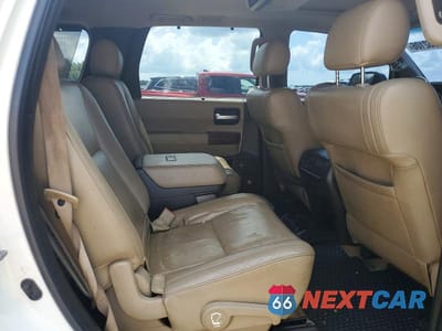Zdjęcie 11 z 13 samochodu: 2010 TOYOTA SEQUOIA PLATINUM VIN:5TDYY5G13AS027358 - miniatura