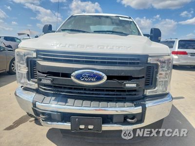 Piąte zdjęcie samochodu w środku: 2018 FORD F250 SUPER DUTY VIN:1FT7X2B61JEC66672 - miniatura
