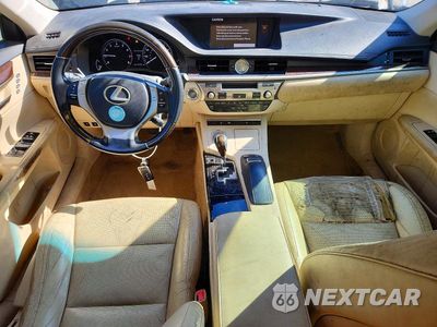 Zdjęcie 8 z 12 samochodu: 2013 LEXUS ES 350 VIN:JTHBK1GGXD2078015 - miniatura