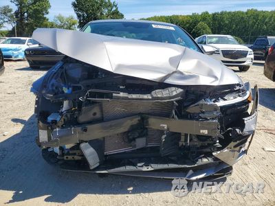 Piąte zdjęcie samochodu w środku: 2025 HYUNDAI ELANTRA SEL VIN:KMHLS4DG4SU949001 - miniatura