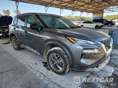Czwarte zdjęcie samochodu z boku: 2023 NISSAN ROGUE S VIN:5N1BT3ABXPC816168 - miniatura