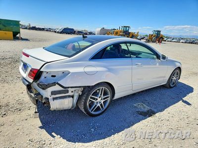 Trzecie zdjęcie samochodu z tyłu: 2014 MERCEDES-BENZ E 350 VIN:WDDKJ5KBXEF232780 - miniatura
