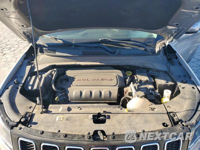 Zdjęcie 12 z 13 samochodu: 2018 JEEP COMPASS LATITUDE VIN:3C4NJDBB9JT115225 - miniatura