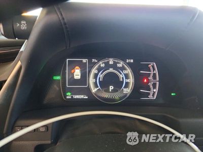 Zdjęcie 9 z 12 samochodu: 2019 LEXUS ES 300H VIN:58AB21B16KU002169 - miniatura