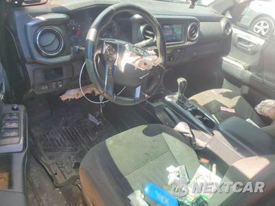 Zdjęcie 8 z 12 samochodu: 2017 TOYOTA TACOMA TRD OFF-ROAD VIN:3TMCZ5AN2HM046383 - miniatura