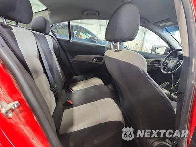 Zdjęcie 10 z 12 samochodu: 2015 CHEVROLET CRUZE LS VIN:1G1PB5SH1F7244712 - miniatura
