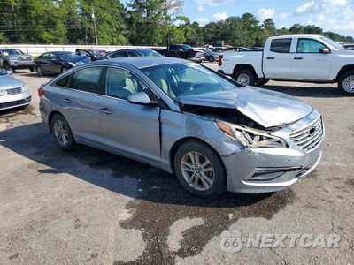 Czwarte zdjęcie samochodu z boku: 2015 HYUNDAI SONATA SE VIN:5NPE24AF2FH247820 - miniatura
