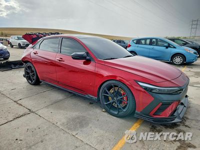 Czwarte zdjęcie samochodu z boku: 2025 HYUNDAI ELANTRA N BASE VIN:KMHLW4DK5SU025756 - miniatura