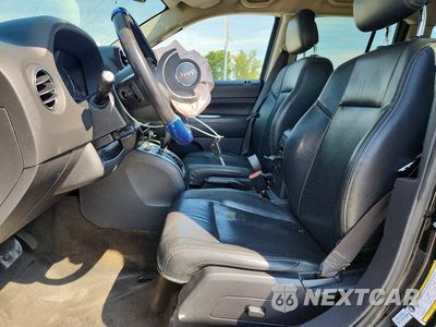 Zdjęcie 7 z 13 samochodu: 2017 JEEP COMPASS LATITUDE VIN:1C4NJCEAXHD157013 - miniatura