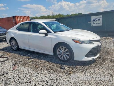 Czwarte zdjęcie samochodu z boku: 2019 TOYOTA CAMRY LE VIN:4T1B11HK2KU855811 - miniatura