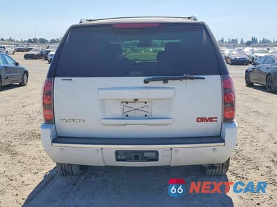 Zdjęcie 6 z 13 samochodu: 2008 GMC YUKON DENALI VIN:1GKFK63888J146116 - miniatura