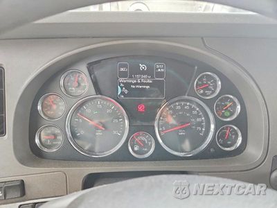 Zdjęcie 9 z 13 samochodu: 2016 KENWORTH T680 SEMI TRUCK VIN:1XKYD49X8GJ499279 - miniatura