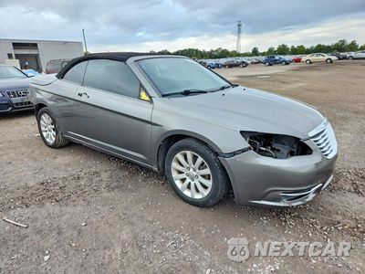 Czwarte zdjęcie samochodu z boku: 2013 CHRYSLER 200 TOURING VIN:1C3BCBEB5DN511352 - miniatura