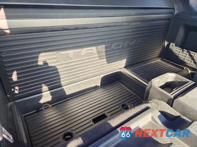 Zdjęcie 10 z 12 samochodu: 2025 TOYOTA TACOMA SR VIN:3TYJDAHN1ST025038 - miniatura