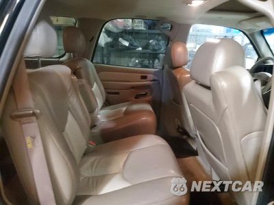 Zdjęcie 11 z 13 samochodu: 2004 GMC YUKON DENALI VIN:1GKEK63U04J135257 - miniatura
