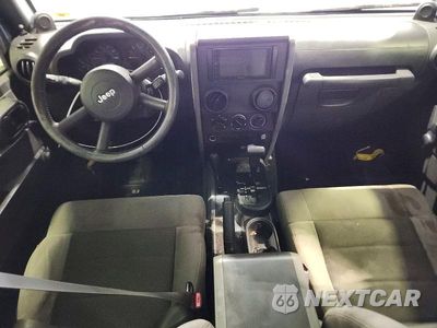 Zdjęcie 8 z 13 samochodu: 2008 JEEP WRANGLER UNLIMITED X VIN:1J4GA39198L608161 - miniatura