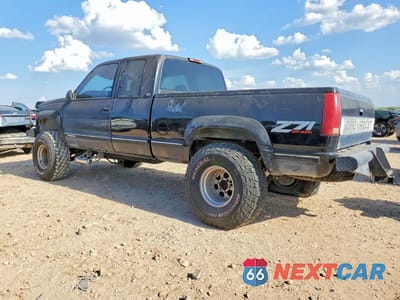 Drugie zdjęcie samochodu z przodu: 1995 CHEVROLET GMT-400 K1500 VIN:2GCEK19K5S1239951 - miniatura