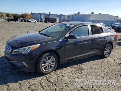 2017 HYUNDAI SONATA SE 5NPE24AFXHH458797 - główne zdjęcie licytacji z USA - miniatura