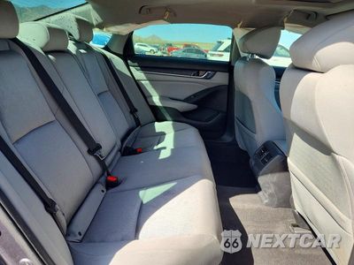 Zdjęcie 10 z 12 samochodu: 2018 HONDA ACCORD EX VIN:1HGCV1F42JA035313 - miniatura
