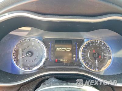 Zdjęcie 9 z 12 samochodu: 2015 CHRYSLER 200 LIMITED VIN:1C3CCCAB3FN689327 - miniatura