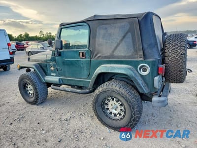 Drugie zdjęcie samochodu z przodu: 2000 JEEP WRANGLER SAHARA VIN:1J4FA59S8YP728946 - miniatura