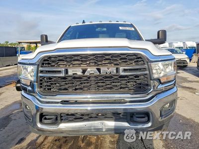 Piąte zdjęcie samochodu w środku: 2022 RAM 2500 TRADESMAN VIN:3C6UR5HJ0NG365824 - miniatura