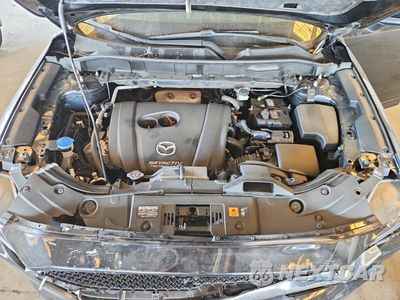 Zdjęcie 12 z 13 samochodu: 2017 MAZDA CX-5 GRAND TOURING VIN:JM3KFBDL1H0180423 - miniatura