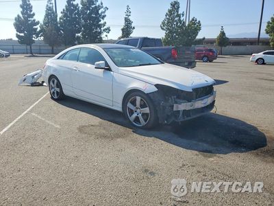 Czwarte zdjęcie samochodu z boku: 2013 MERCEDES-BENZ E 350 VIN:WDDKJ5KB1DF197786 - miniatura