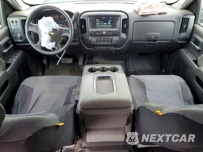 Zdjęcie 8 z 13 samochodu: 2018 CHEVROLET SILVERADO K3500 VIN:1GC4KYCG8JF258090 - miniatura
