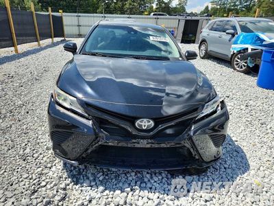 Piąte zdjęcie samochodu w środku: 2018 TOYOTA CAMRY SE VIN:4T1B11HK0JU055281 - miniatura