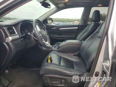 Zdjęcie 7 z 13 samochodu: 2016 TOYOTA HIGHLANDER XLE VIN:5TDJKRFH2GS324333 - miniatura