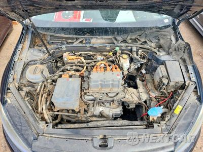 Zdjęcie 11 z 12 samochodu: 2016 VOLKSWAGEN E-GOLF SEL PREMIUM VIN:WVWPP7AU6GW907492 - miniatura