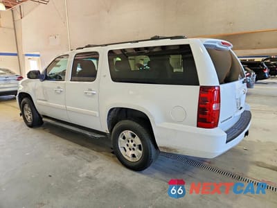 Drugie zdjęcie samochodu z przodu: 2008 CHEVROLET SUBURBAN K1500 LS VIN:1GNFK16358J126105 - miniatura