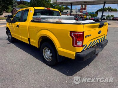 Trzecie zdjęcie samochodu z tyłu: 2017 FORD F150 SUPER CAB VIN:1FTEX1E89HKD49762 - miniatura