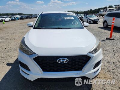 Piąte zdjęcie samochodu w środku: 2019 HYUNDAI TUCSON SE VIN:KM8J23A41KU055484 - miniatura