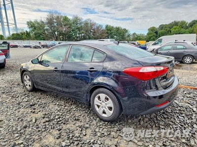 Drugie zdjęcie samochodu z przodu: 2016 KIA FORTE LX VIN:KNAFK4A69G5615204 - miniatura