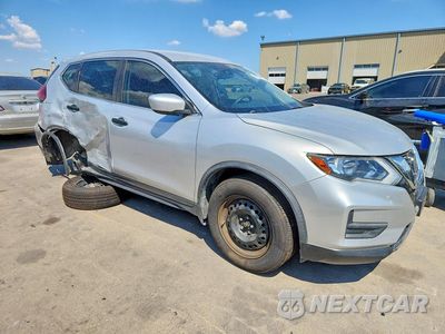 Czwarte zdjęcie samochodu z boku: 2020 NISSAN ROGUE S VIN:JN8AT2MT1LW033199 - miniatura