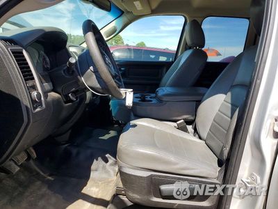 Zdjęcie 7 z 12 samochodu: 2019 RAM 1500 CLASSIC TRADESMAN VIN:1C6RR6FG2KS539738 - miniatura
