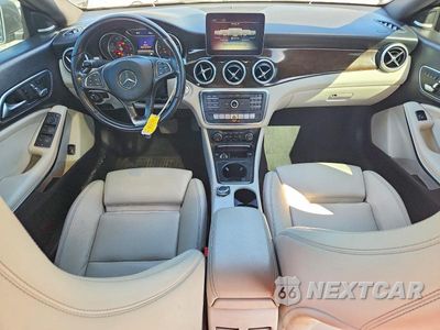 Zdjęcie 8 z 12 samochodu: 2019 MERCEDES-BENZ CLA 250 4MATIC VIN:WDDSJ4GBXKN723466 - miniatura