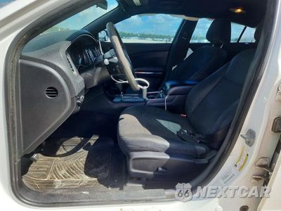 Zdjęcie 7 z 13 samochodu: 2011 DODGE CHARGER VIN:2B3CL3CGXBH527140 - miniatura